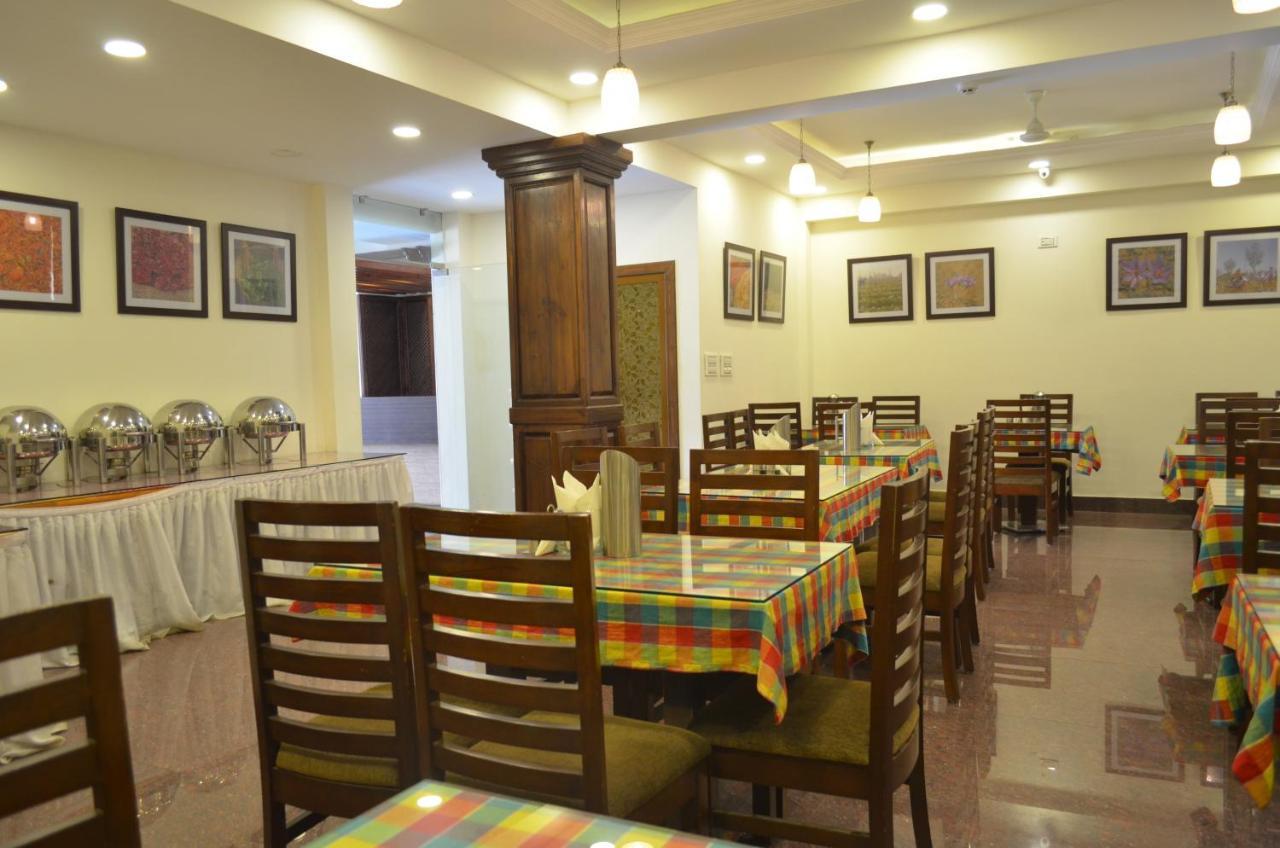 Hotel The Valley View Kashmir Srinagar (Jammu and Kashmir) Exterior photo
